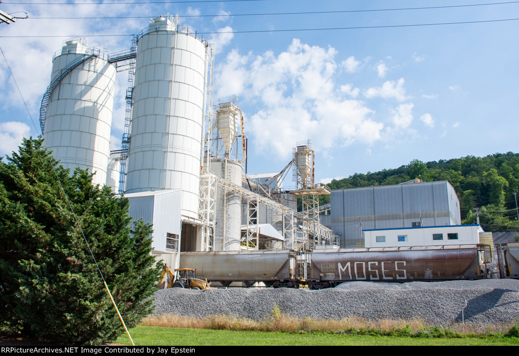 Lhoist Crab Orchard Plant 